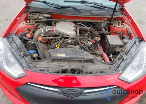2015 Hyundai Genesis Coupe 3.8L/3.8 R-Spec/3.8 Ult from USA, damaged, VIN KMHHU6KJ9FU121977